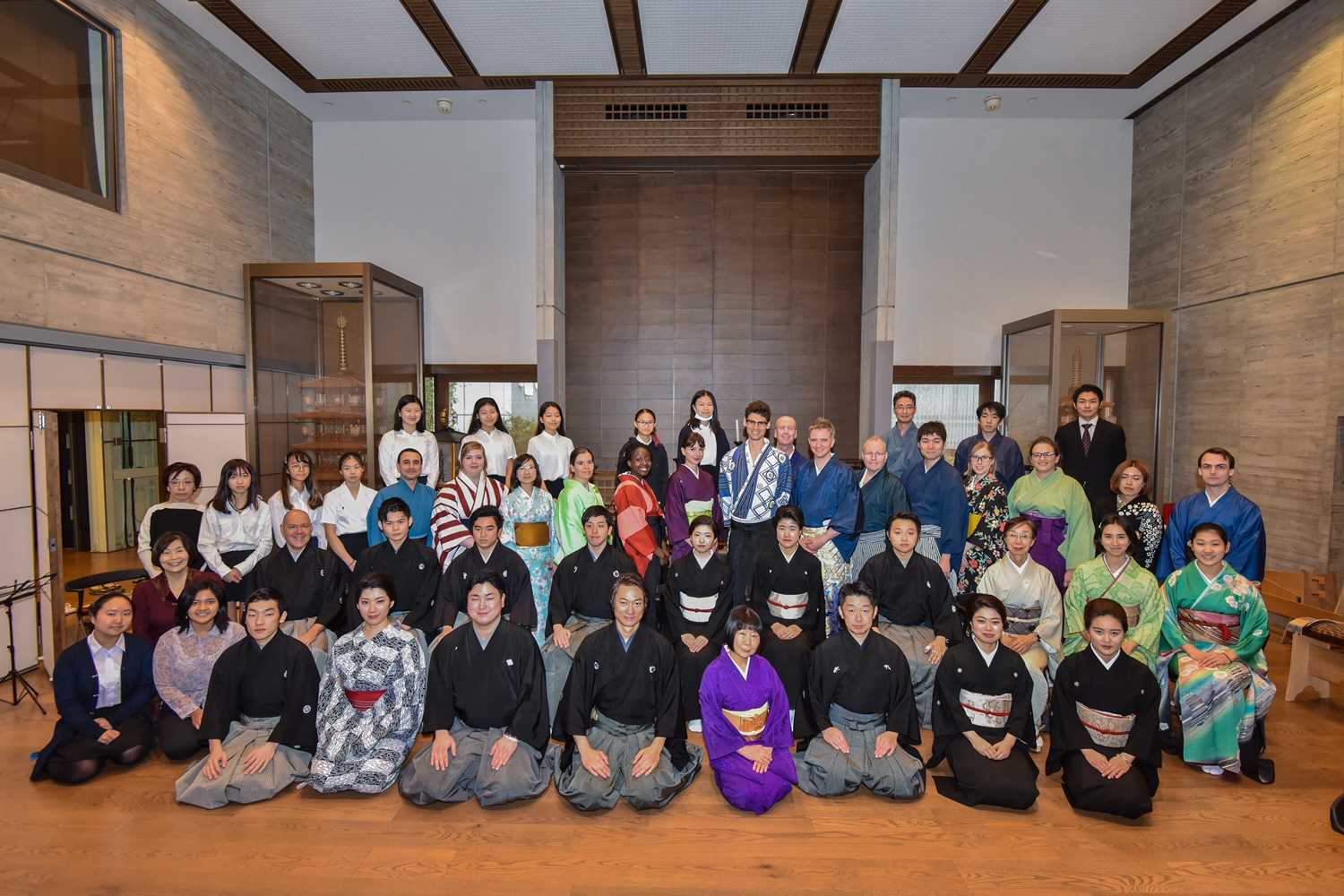 Musician group photo in kimono at the 12th International Hougaku Concert.
